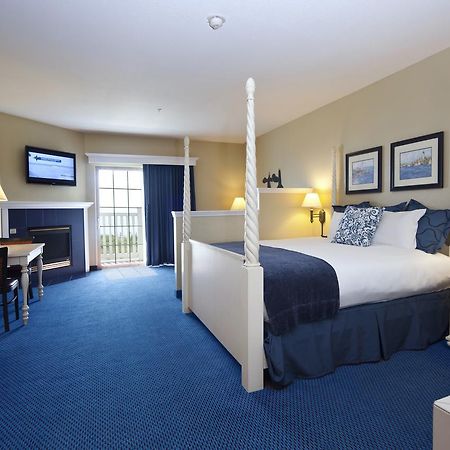 Blue Harbor Resort & Spa شيبويغان الغرفة الصورة