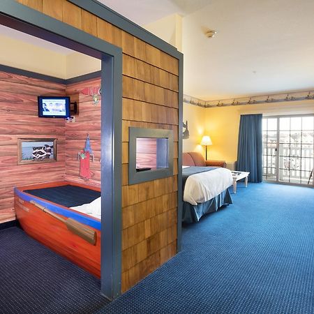 Blue Harbor Resort & Spa شيبويغان المظهر الخارجي الصورة