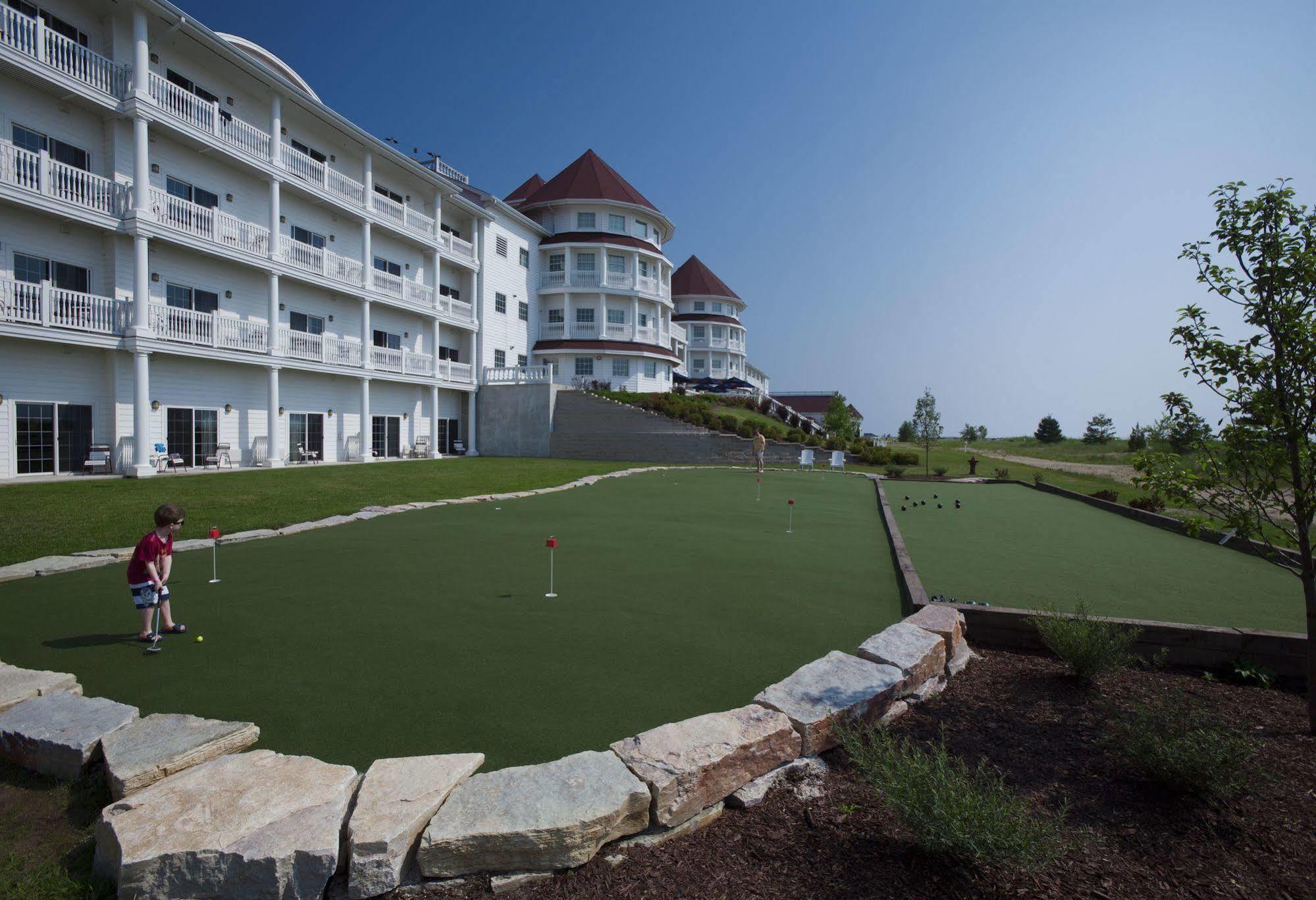Blue Harbor Resort & Spa شيبويغان المظهر الخارجي الصورة