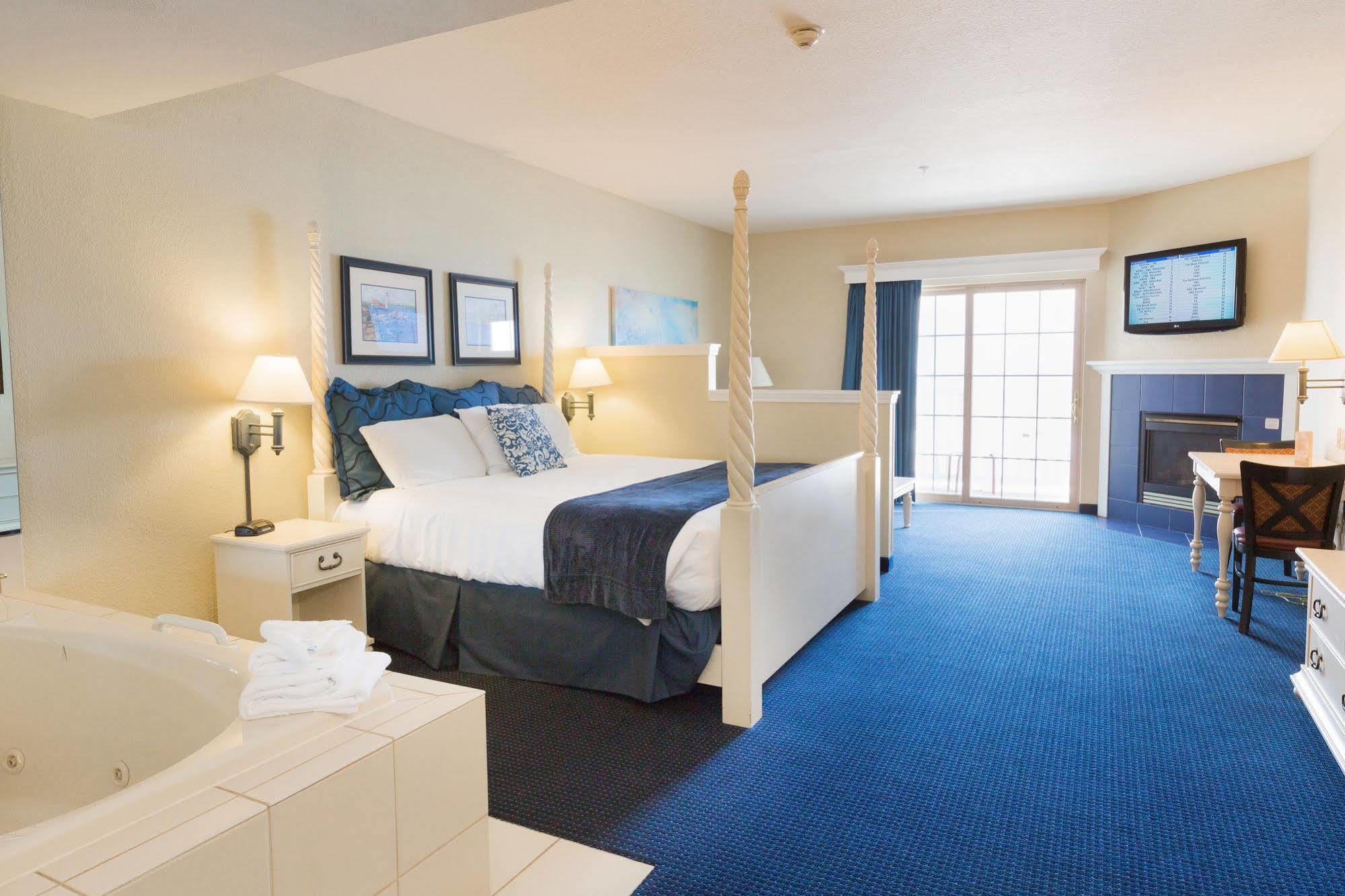 Blue Harbor Resort & Spa شيبويغان المظهر الخارجي الصورة